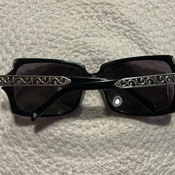 BRIGHTON Crystal Cube Sunglasses 😎 - Picture 1 of 8